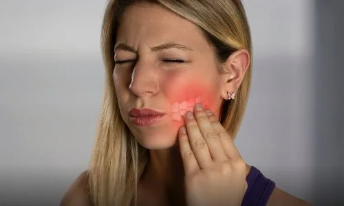 How to Handle a Toothache in the Middle of the Night